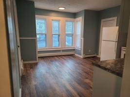 featured image of 122 Laurel St