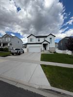 featured image of 2042 N Elderberry Dr