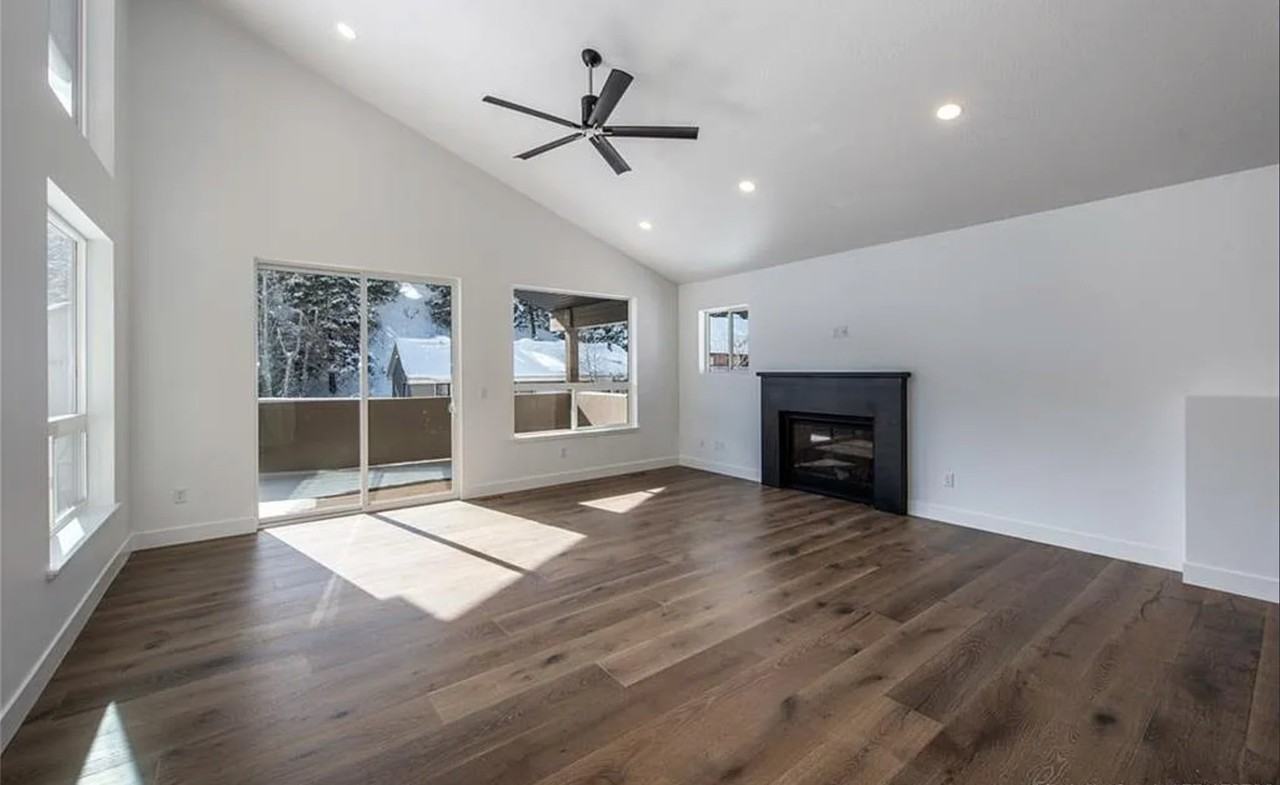 570 Aspen Dr - Photo 6 of 20