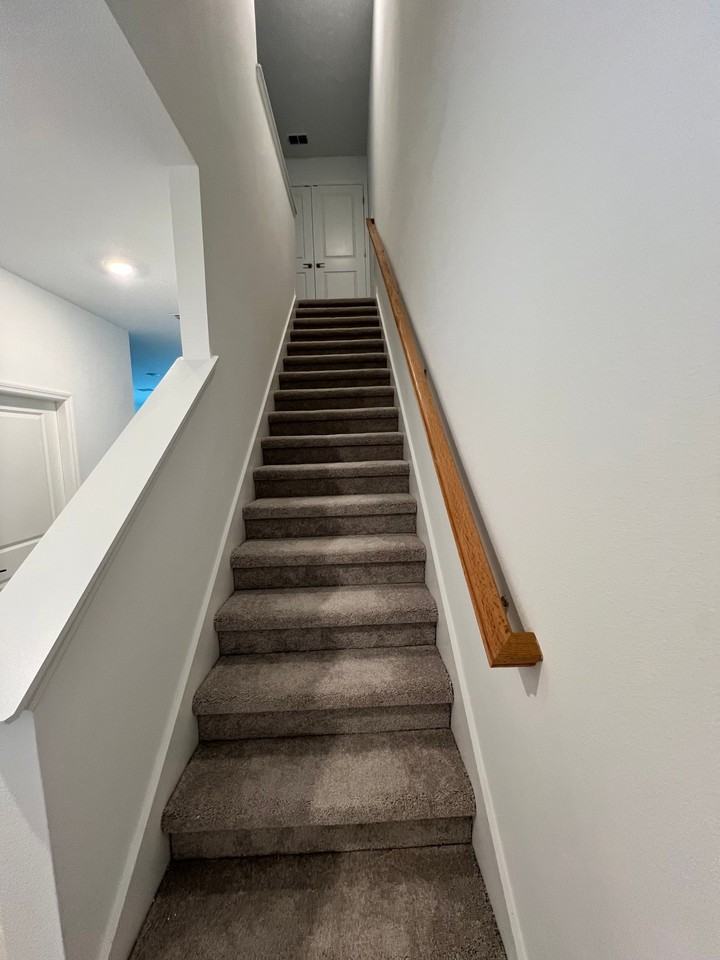 218 River Front Way - Photo 2 of 20