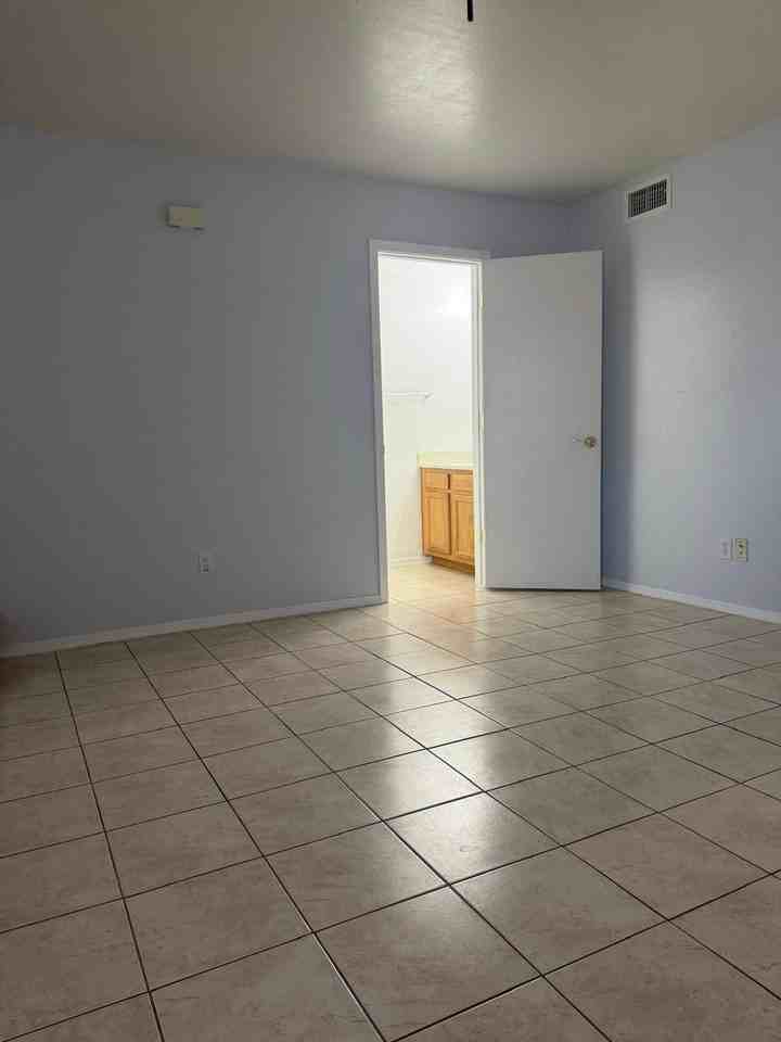 15914 S Yava Rd #A - Photo 6 of 14