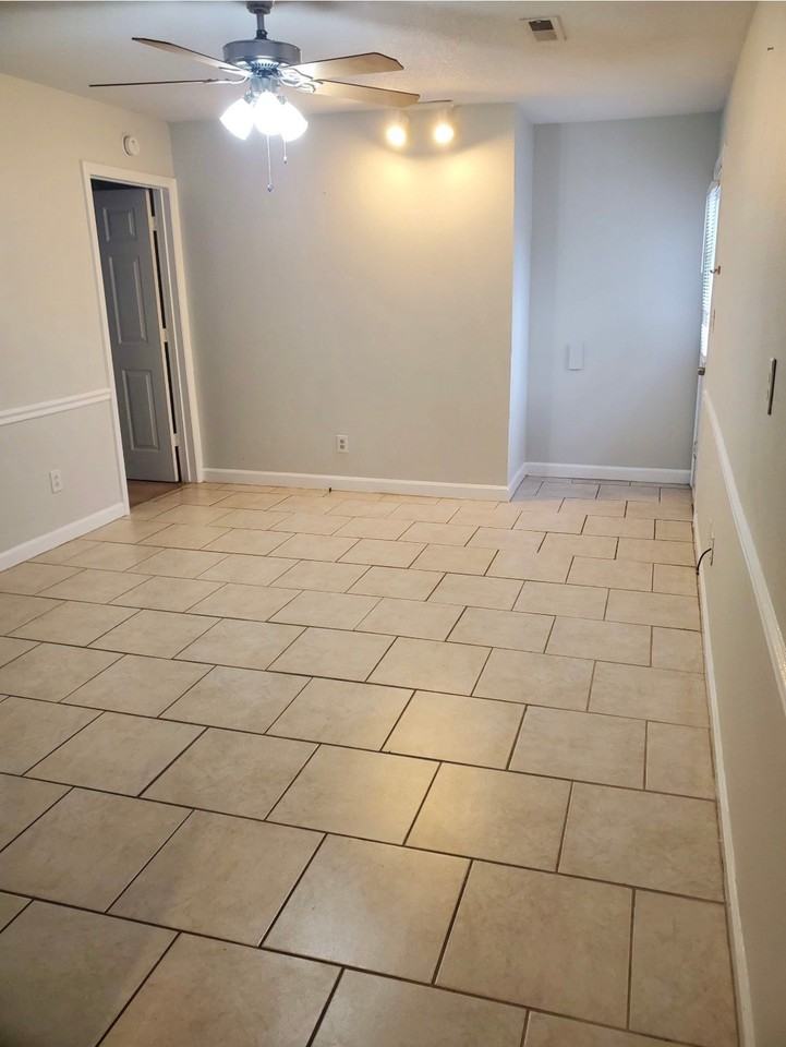 1025 S Hollywood Dr #C - Photo 6 of 12