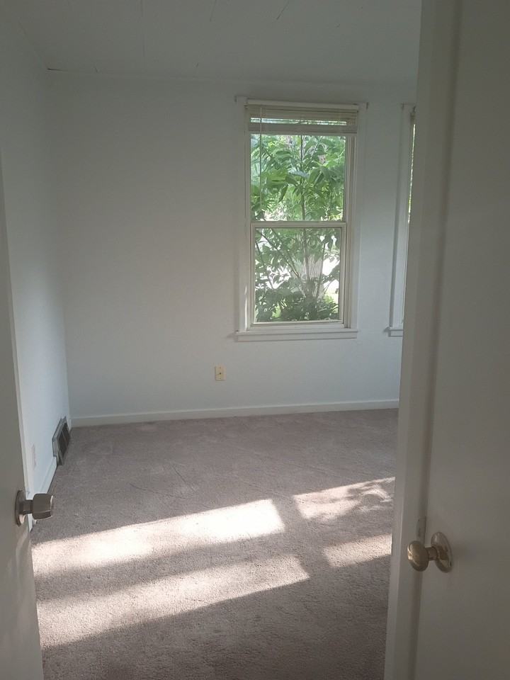6304 63rd Ave N #1 - Photo 3 of 15