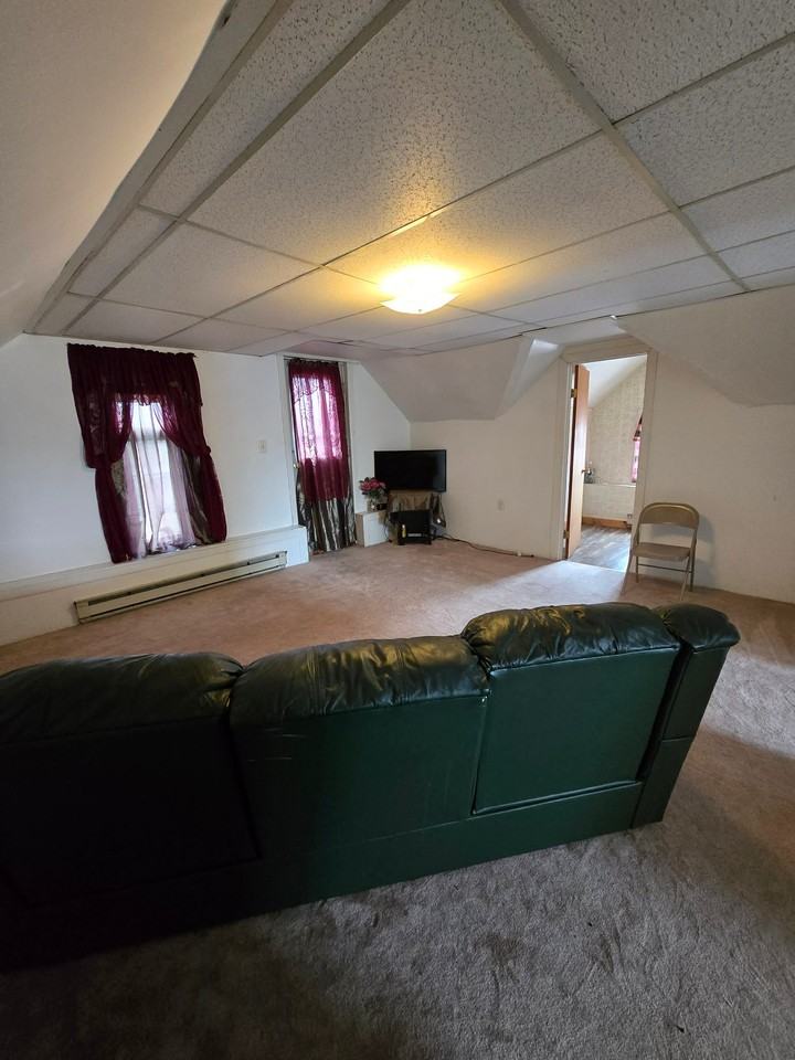 399 S 6th St #2 - Photo 2 of 12
