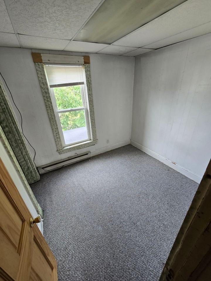 399 S 6th St #2 - Photo 6 of 12