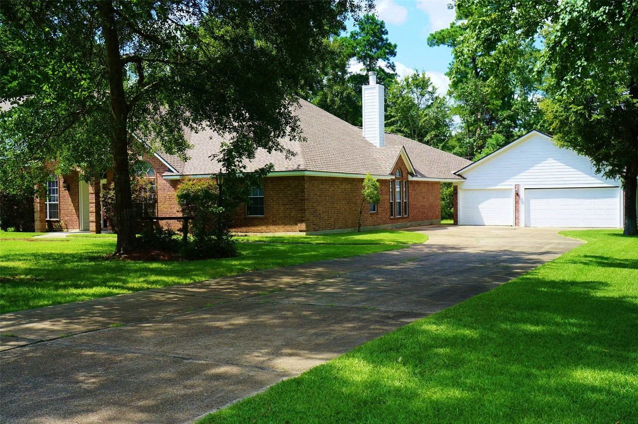 2427 Chantilly Ln - Photo 6 of 14