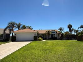 featured image of 3535 Fernwood Ave