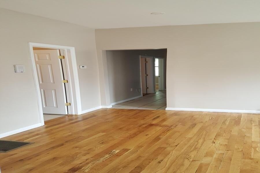 64 9th Ave W #1stFL - Photo 2 of 13