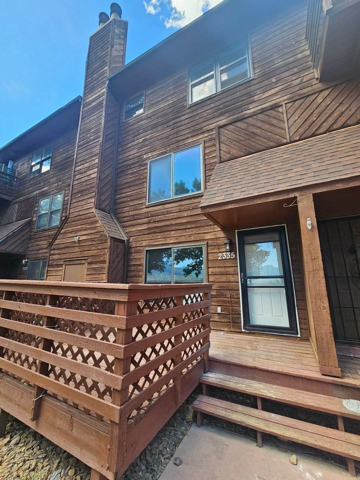 2335 Stepping Stones Way - Photo 4 of 21