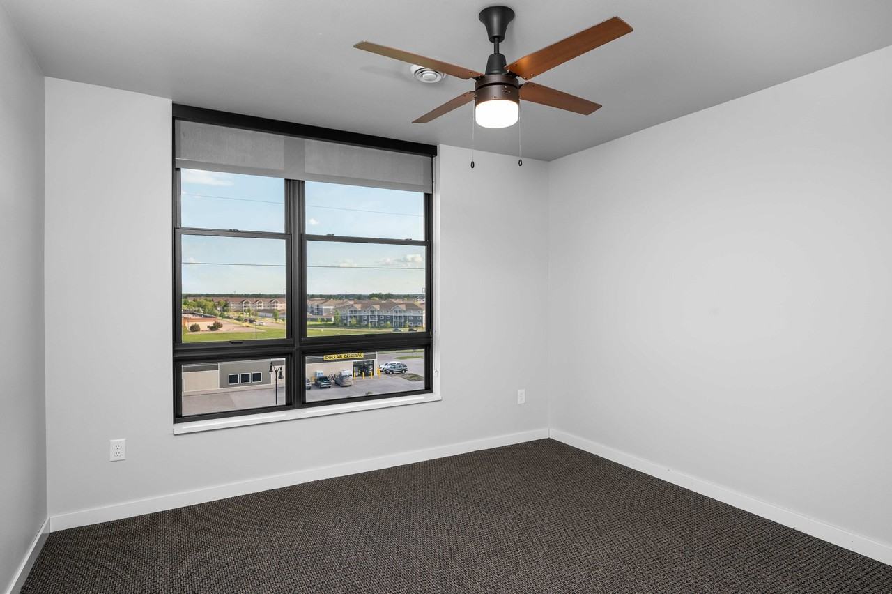 3150 Sheyenne St #601 - Photo 7 of 10