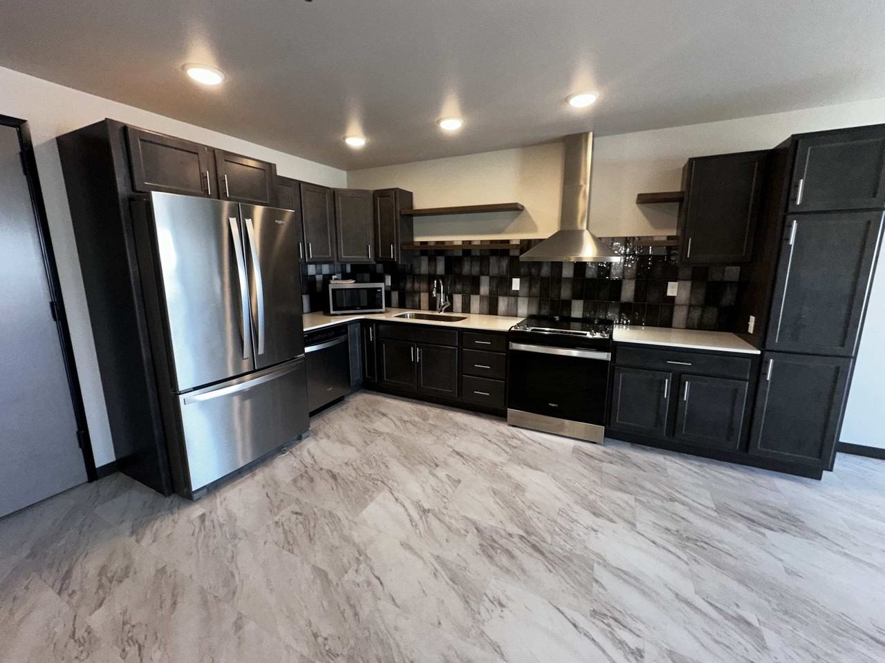 360 32nd Ave W #413 - Photo 4 of 6