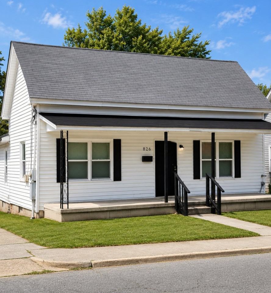 826 Fort Hill St - Photo 2 of 19