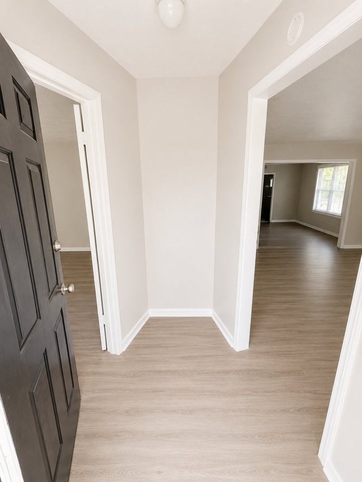 826 Fort Hill St - Photo 3 of 19