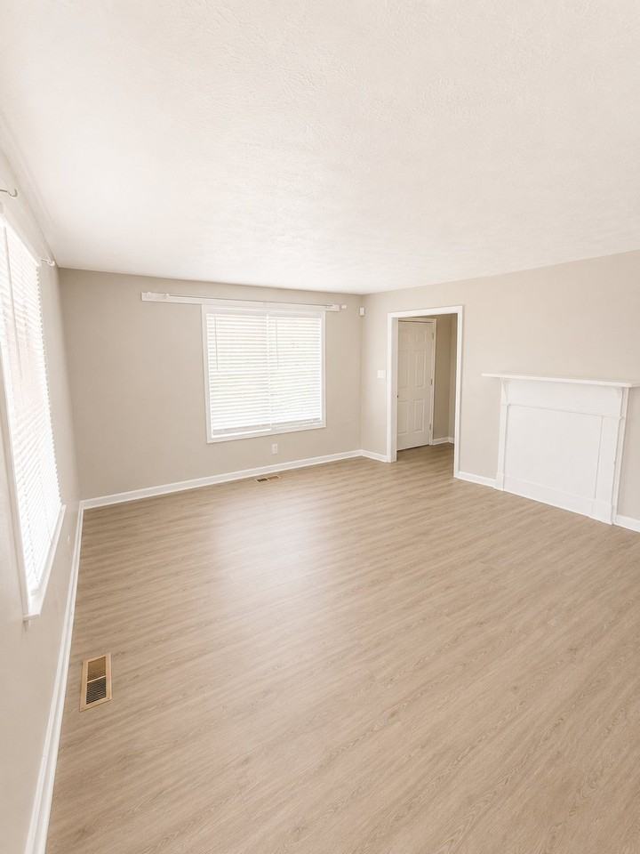 826 Fort Hill St - Photo 4 of 19