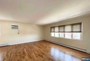 featured image of 506 Davis Ave