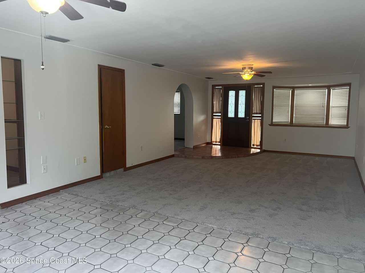 129 Martin St - Photo 5 of 15