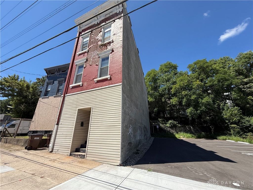 813 State Ave - Photo 2 of 15