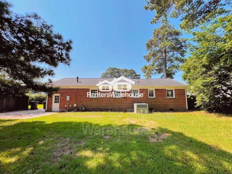 2444 Tullibee Dr - Photo 2 of 27