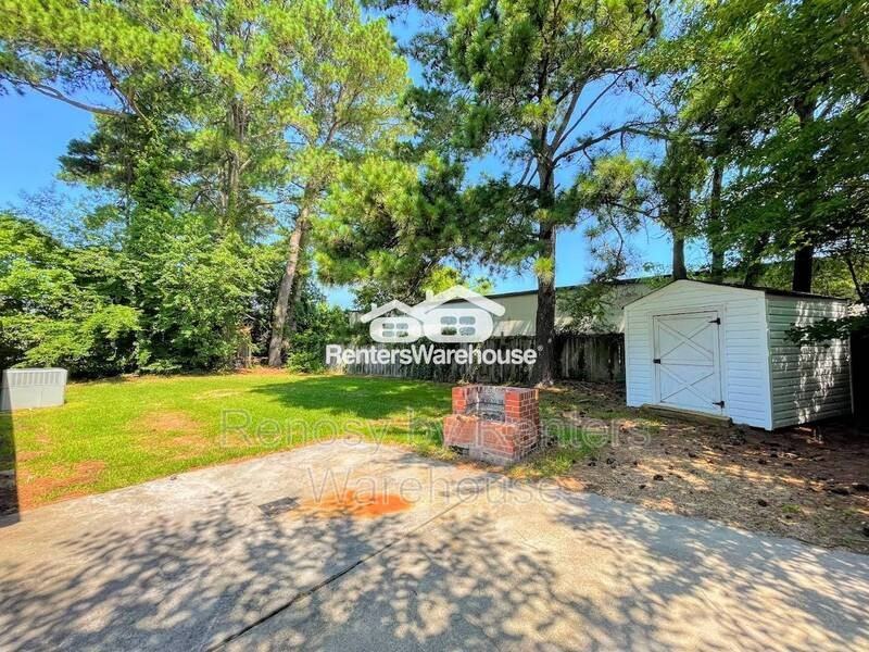 2444 Tullibee Dr - Photo 3 of 27