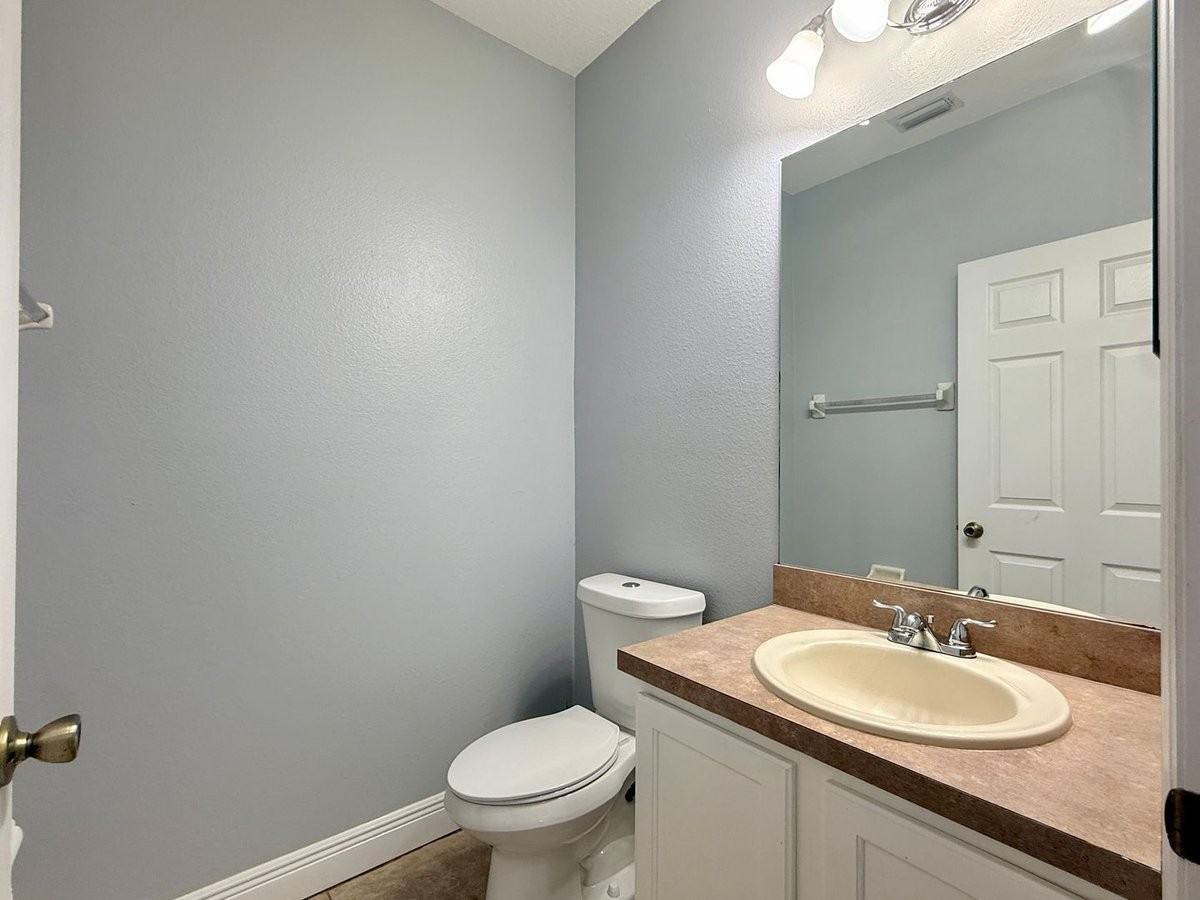 4205 Canby Dr - Photo 2 of 24