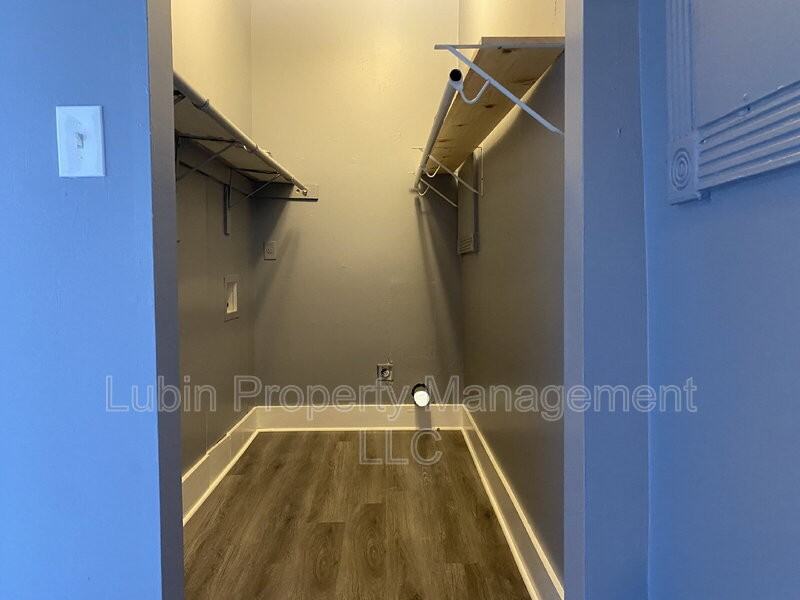 1062 Delmar Ave - Photo 4 of 4