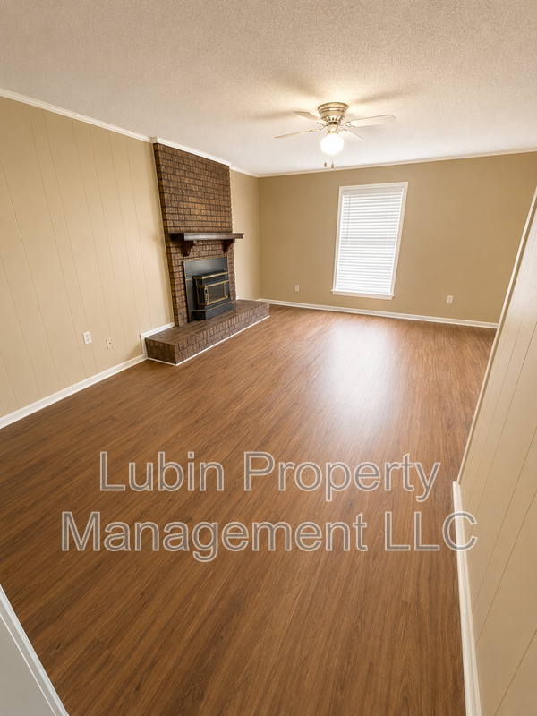 3258 Keystone Ave - Photo 2 of 4