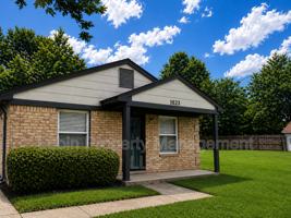 featured image of 1623 Carpenter St