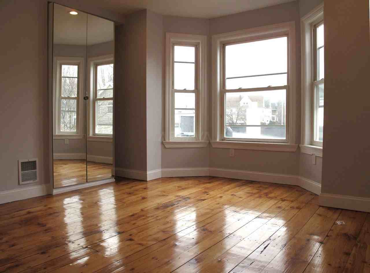 163 Main St #2 - Photo 5 of 10