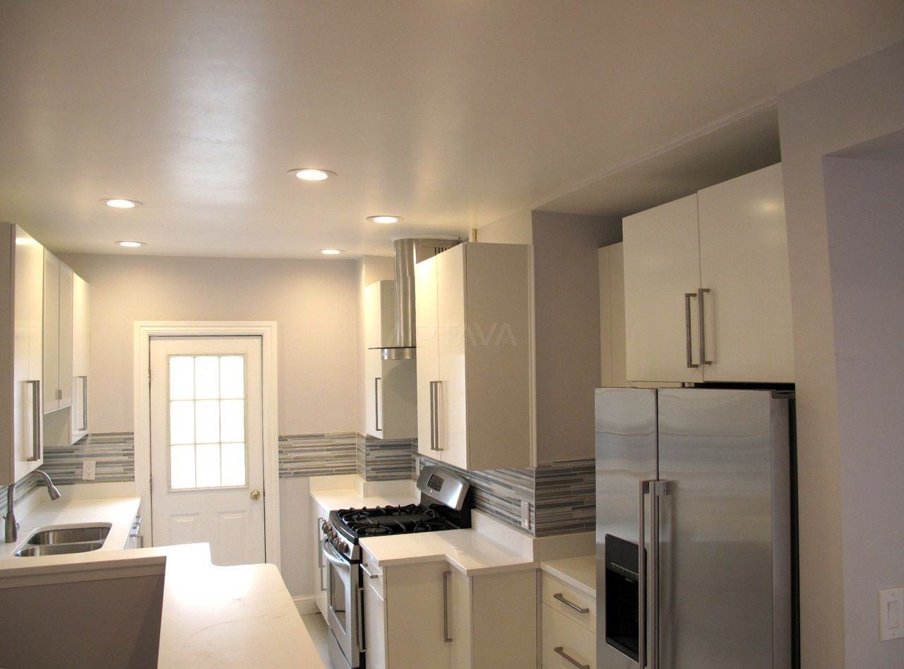 163 Main St #2 - Photo 7 of 10