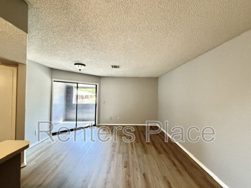 1207 S Quaker Ave #211 - Photo 2 of 9