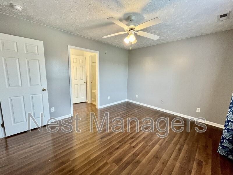 123 Howell Pl - Photo 4 of 19