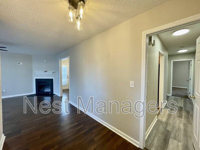 804 Nighthawk Pl - Photo 3 of 26