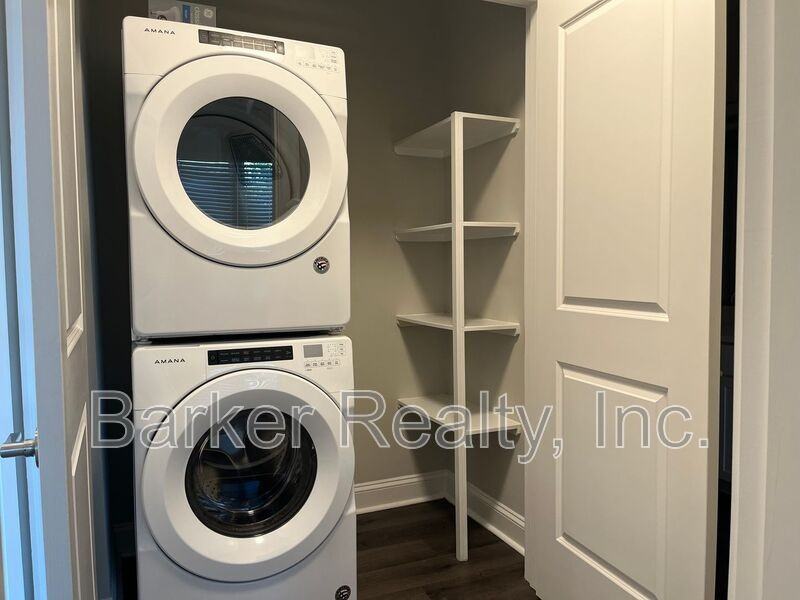 414 S White St #203 - Photo 5 of 9