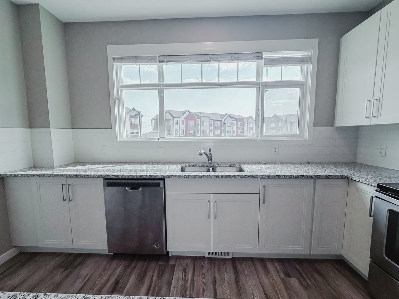 129 Copperstone Pk Se - Photo 4 of 24