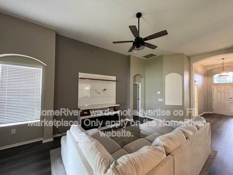 12728 Avelar Creek Dr - Photo 3 of 30