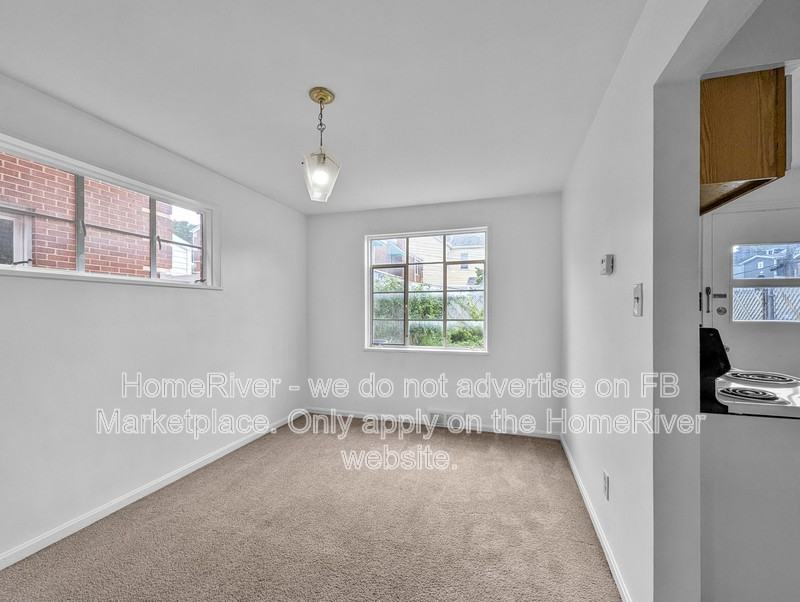 110 Eastern Ave - Photo 5 of 20
