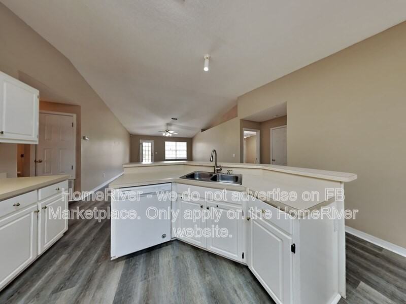 2827 Atoka Trl - Photo 6 of 25