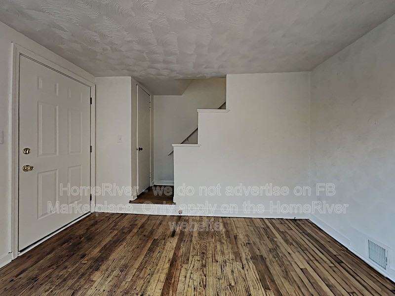 8052 Lincoln Rd - Photo 2 of 37