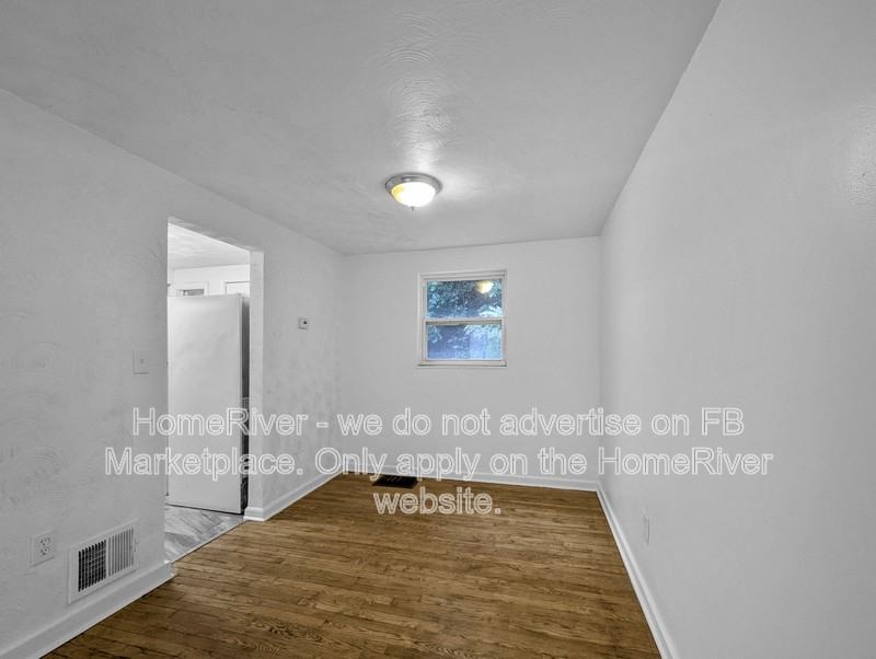 8052 Lincoln Rd - Photo 6 of 18