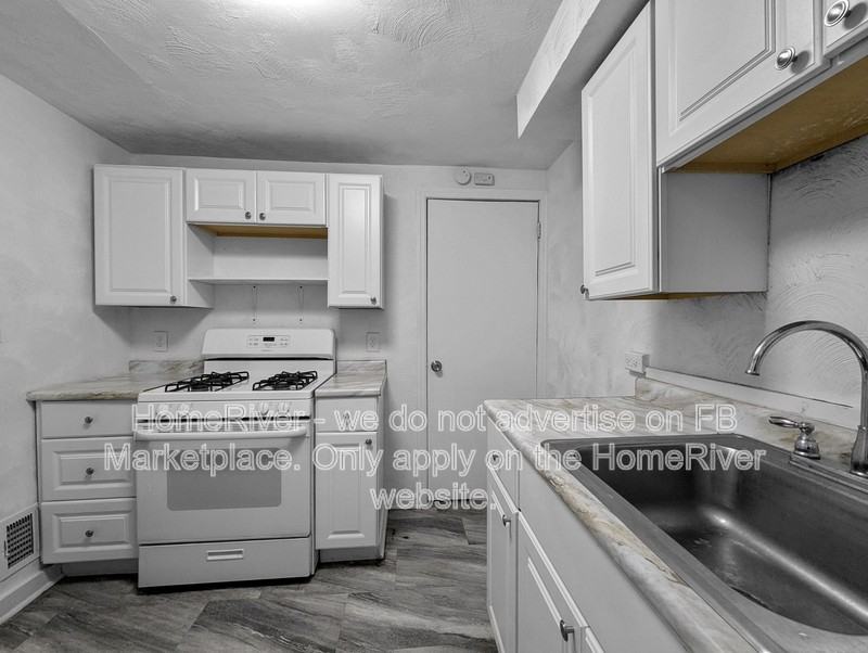 8052 Lincoln Rd - Photo 7 of 18