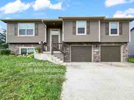 1403 Sw 8th Ter - Photo 1 of 1