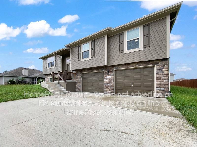 1403 Sw 8th Ter - Photo 2 of 21