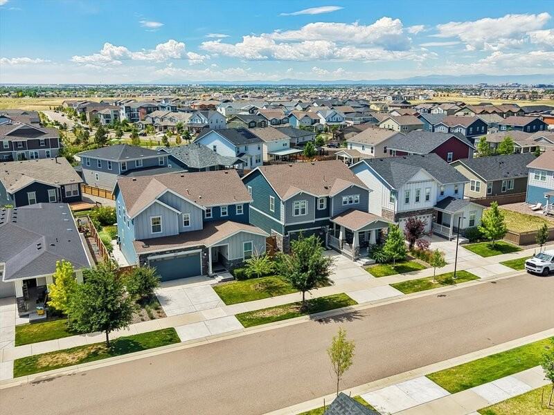 21098 E 61st Dr - Photo 4 of 43