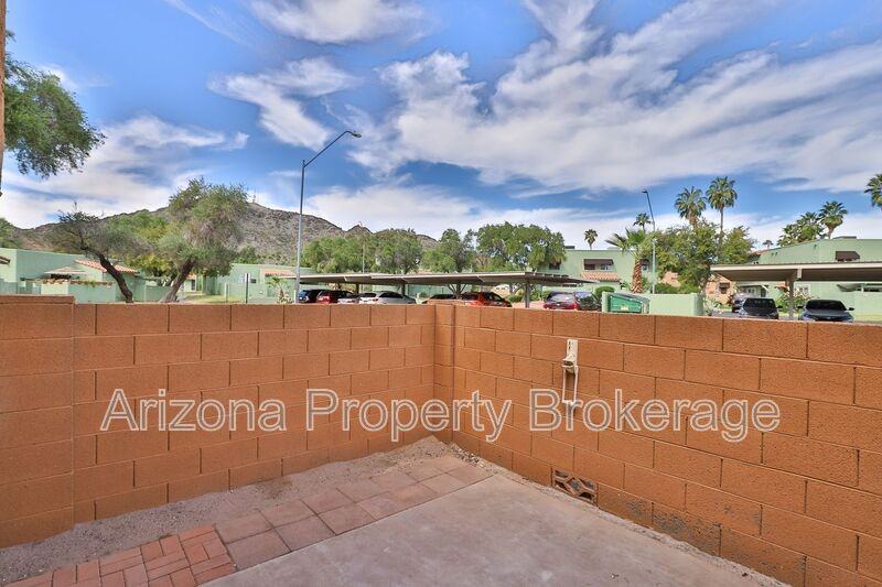 851 E Cochise Dr #A - Photo 5 of 17