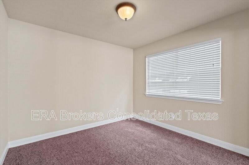 8800 Hazelhurst Dr #65 - Photo 7 of 40