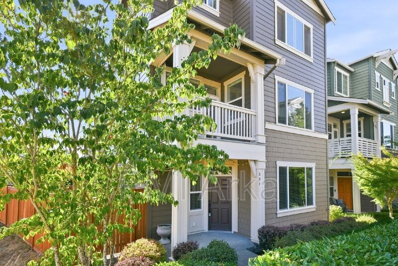 301 Ne Denny Way - Photo 5 of 15