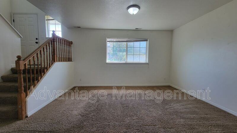 655 Ne - Photo 5 of 5