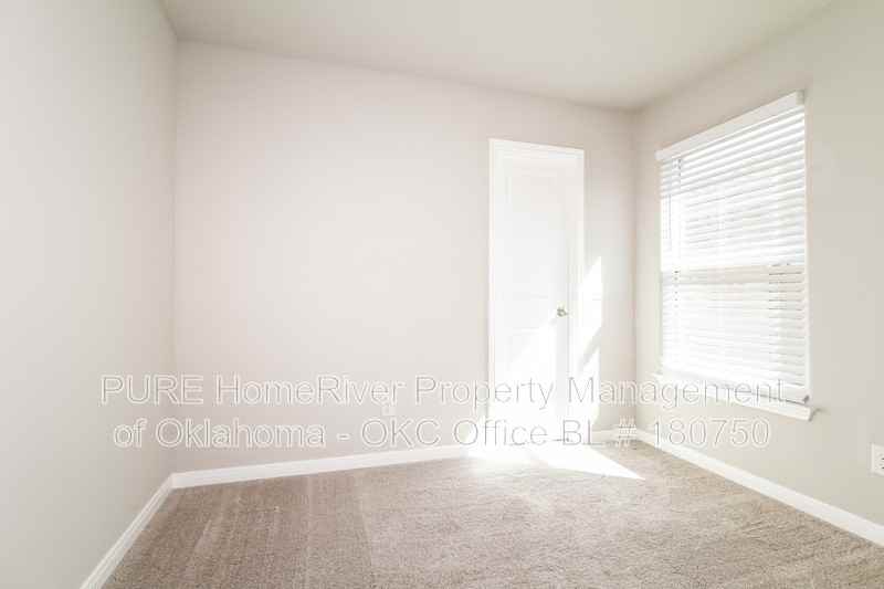 1609 Vermilion Ln - Photo 5 of 24