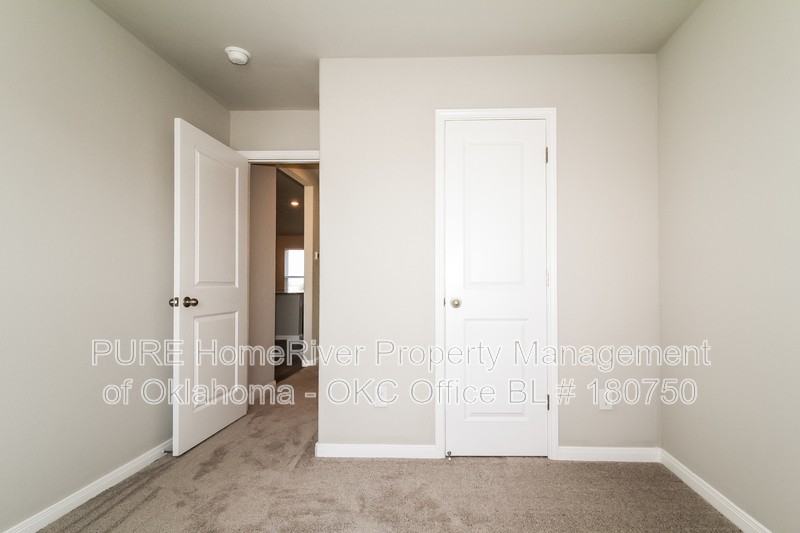 1609 Vermilion Ln - Photo 7 of 24