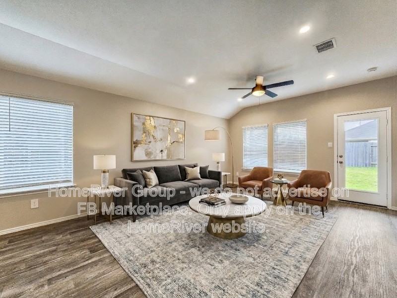 5435 Portwood Acres Dr - Photo 3 of 29